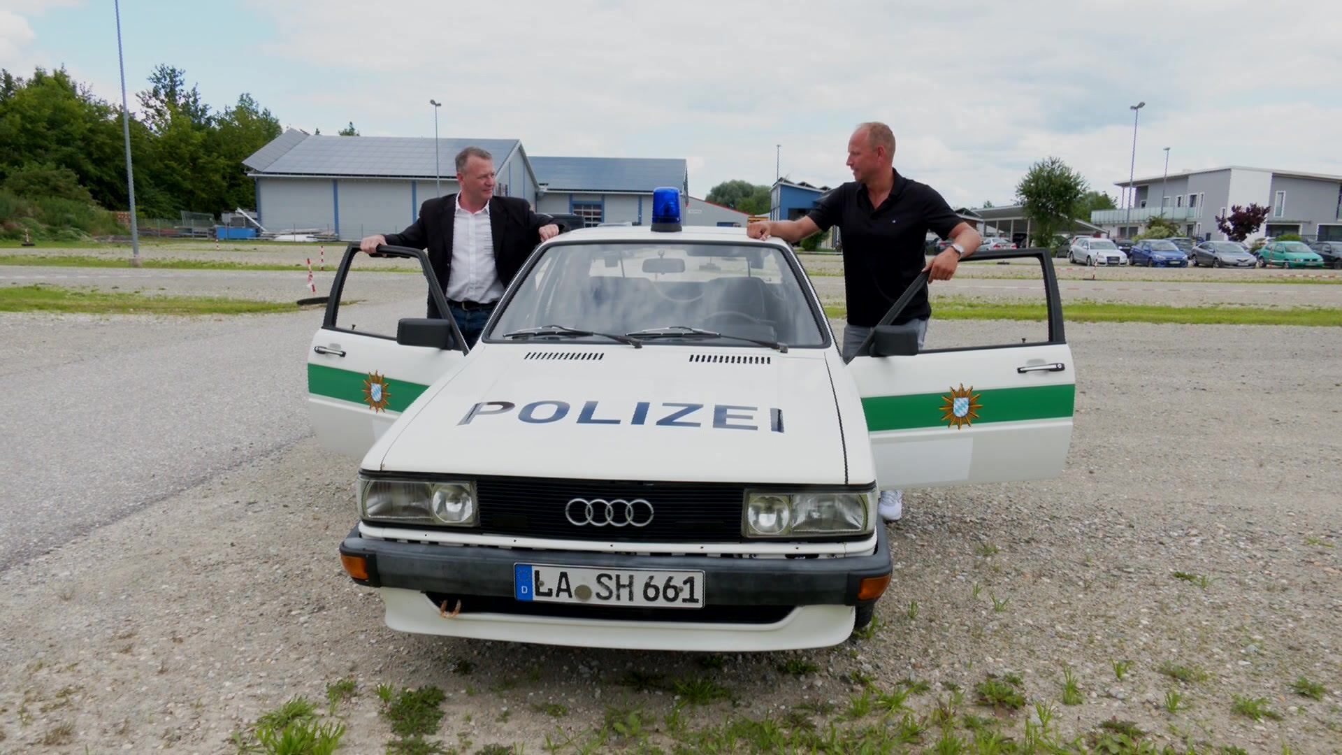 Auto Kino Mal Anders Fur Die Eberhofer Reihe Haben Sich Die Organisatoren In Landau Was Uberlegt Landau Niederbayern Tv Deggendorf